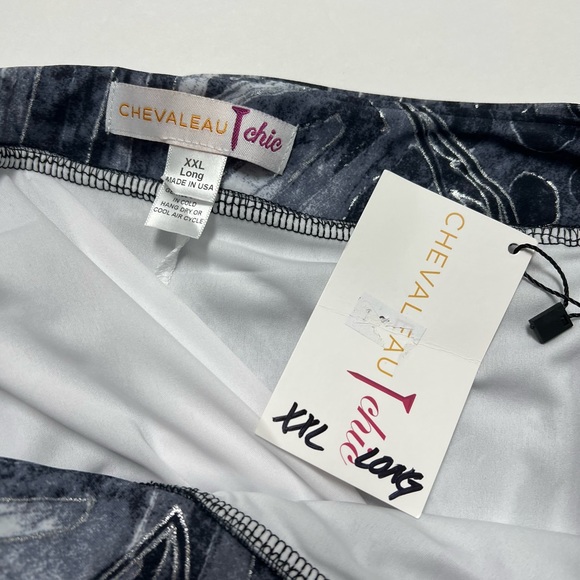 Golf Skirt w/ back pocket - Picture 2 of 5